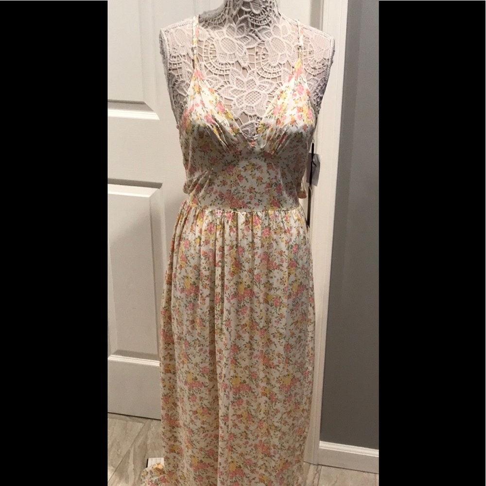 Brand new Faded Rose Junior Dress